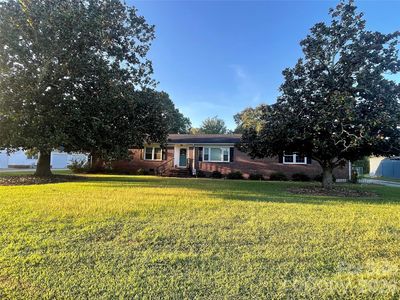 102 Cherokee Dr