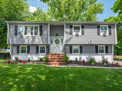 6 Parkview Dr