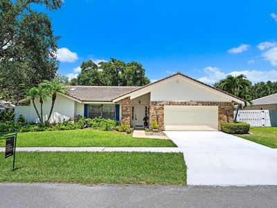 180 Bayberry Place