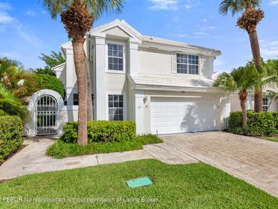22 Selby Ln