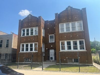 1005 N Springfield Ave