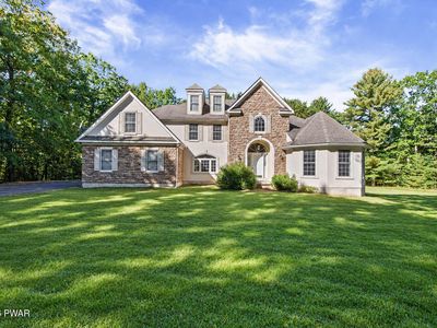 371 Joanne Ct