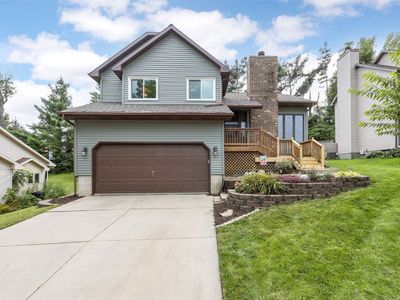 1705 Hidden Hollow Ln NW