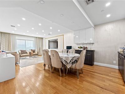 1251 E 19th St APT 6C