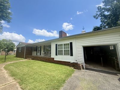 508 E Parkview Dr
