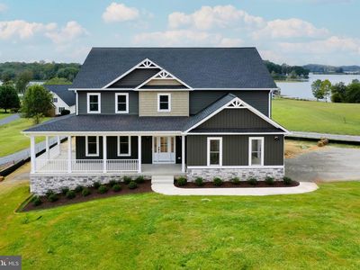 211 Estes Ln