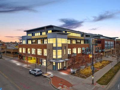 1155 Canyon Blvd #209