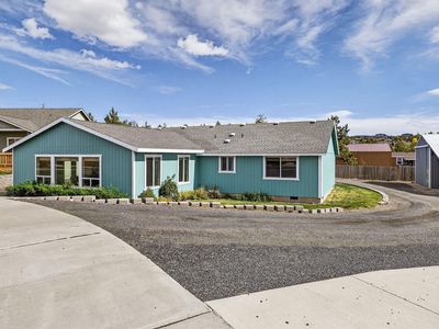 849 SE Dacotah Ct