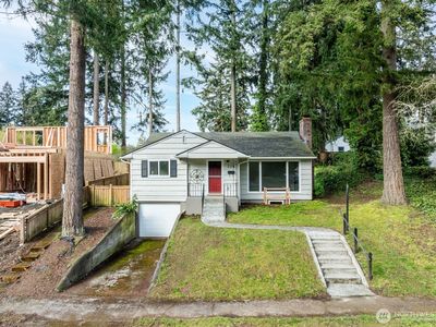 228 Contra Costa Avenue