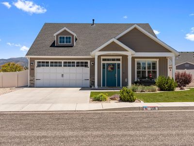 108 N Windsor Rd