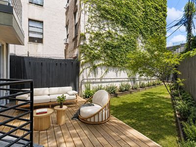395 S 2nd St APT 1