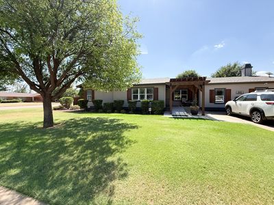 101 N Van Buren Ave