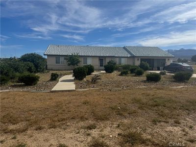 6271 Smoketree Rd