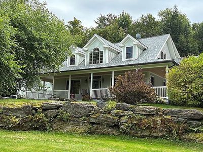 1055 Moren Loop