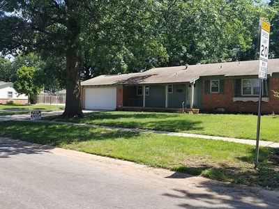 1156 N Waddington
