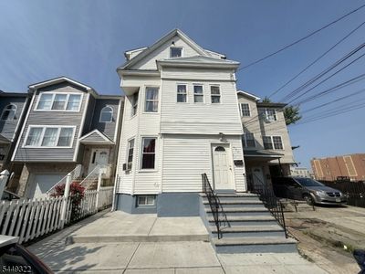 428 Livingston St