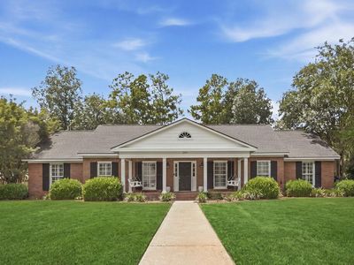 2307 E Doublegate Dr