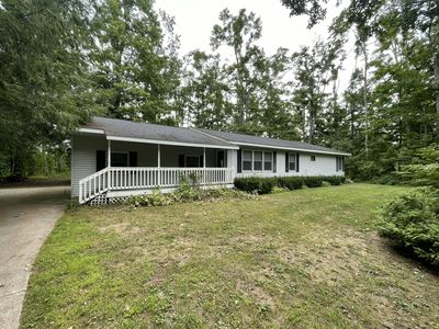 1453 N Mapleleaf Dr