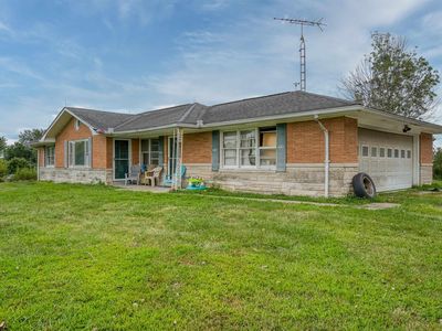 Property at 9499 E State Road 62, Ferdinand, IN