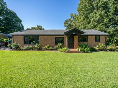 4190 Henderson Rd