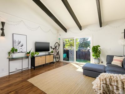 856 Highland Dr APT 4