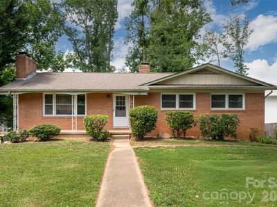 52 Blake Dr
