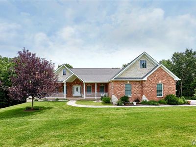 520 Quiet Country Ln