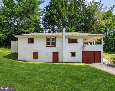 4586 Back Rd