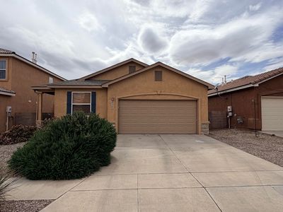 939 Molten Pl NW