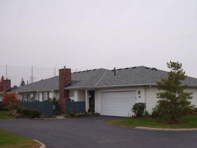 8337 Greyhawk Cir