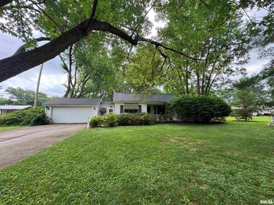 6924 Gardenview Ln