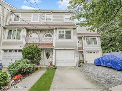 102 Seguine Pl