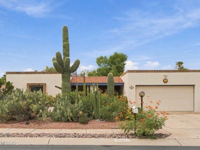 2721 N Dos Hombres Dr