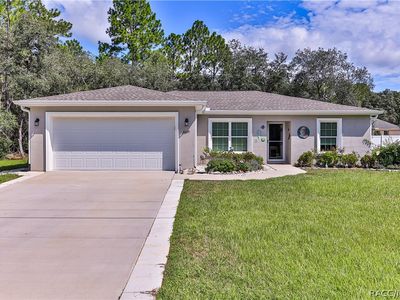 8645 N Paradisea Dr