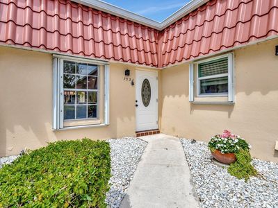 733 Nantucket Circle