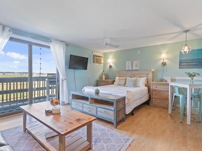 415 Ocean Boulevard #2E