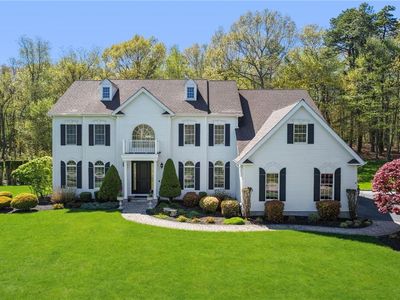 30 Lenihan Ln