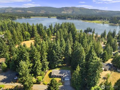 17505 Scenic Shores Court SE