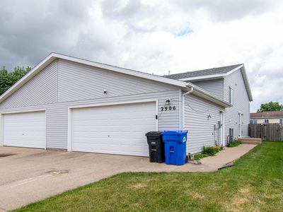 2906 Dakota Park Cir S