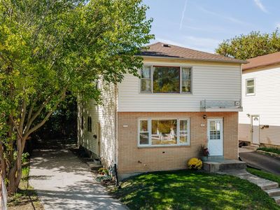 1631 S 94th PLACE