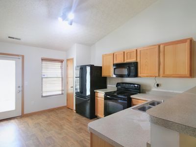 2193 Rustic Ledge Dr