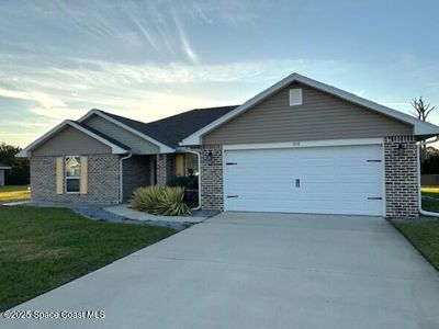 Property at 208 Lagoon Mist Ct, Oak Hill, FL