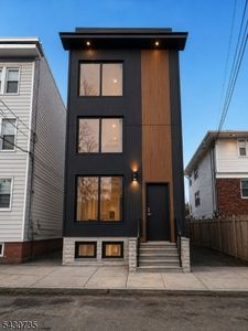 28 Grove Ter