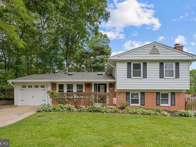 6800 Seton Ct