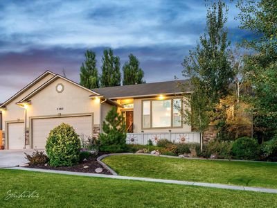 1340 Camelback View Dr