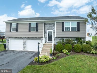 Property at 170 Shady Hollow Dr, Pleasant Gap, PA