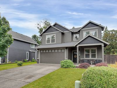 255 Madrona Ct