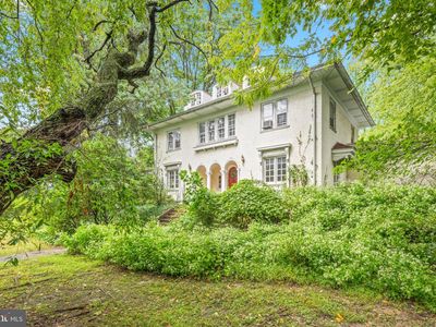 379 Montgomery Ave