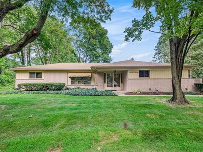 Property at 36794 Bridgewater Ct, Clinton Township, MI