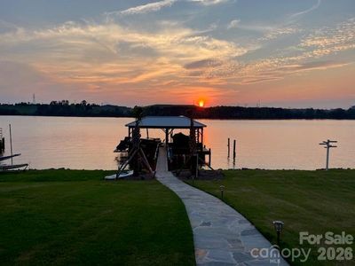 8838 Lynn Parker Ln